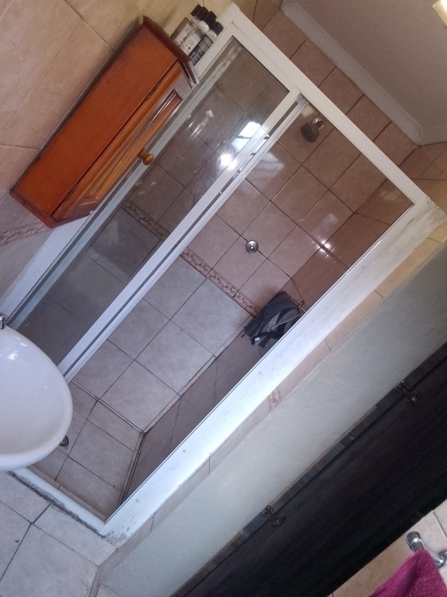 3 Bedroom Property for Sale in Ilitha Park Western Cape